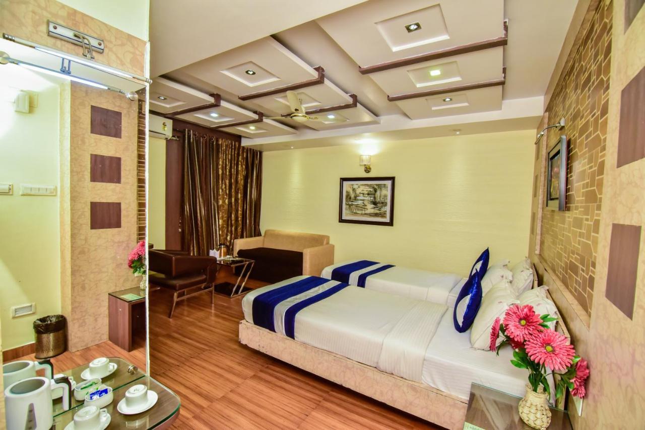 Hotel Heaven Калькутта Экстерьер фото